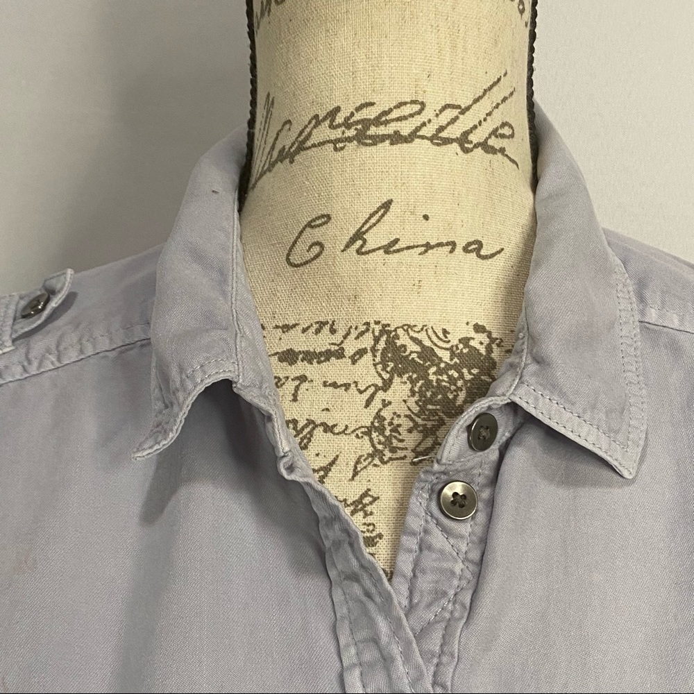 American Eagle Lightweight Chambray Button Down S… - image 2